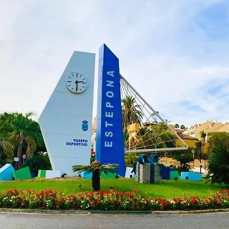 Sea Village Puerto Estepona